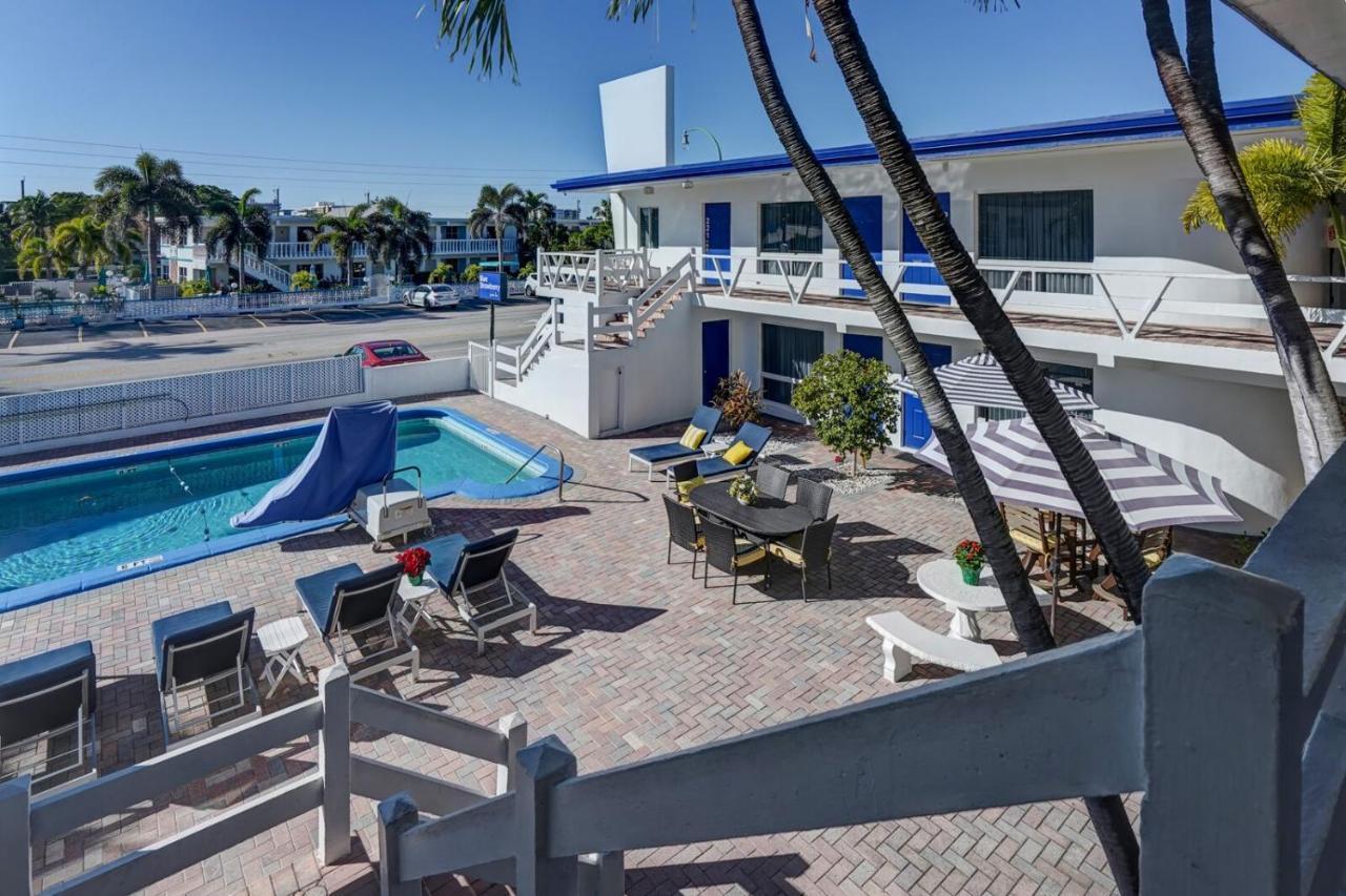 Blue Strawberry By The Sea Hotel Fort Lauderdale Exterior photo